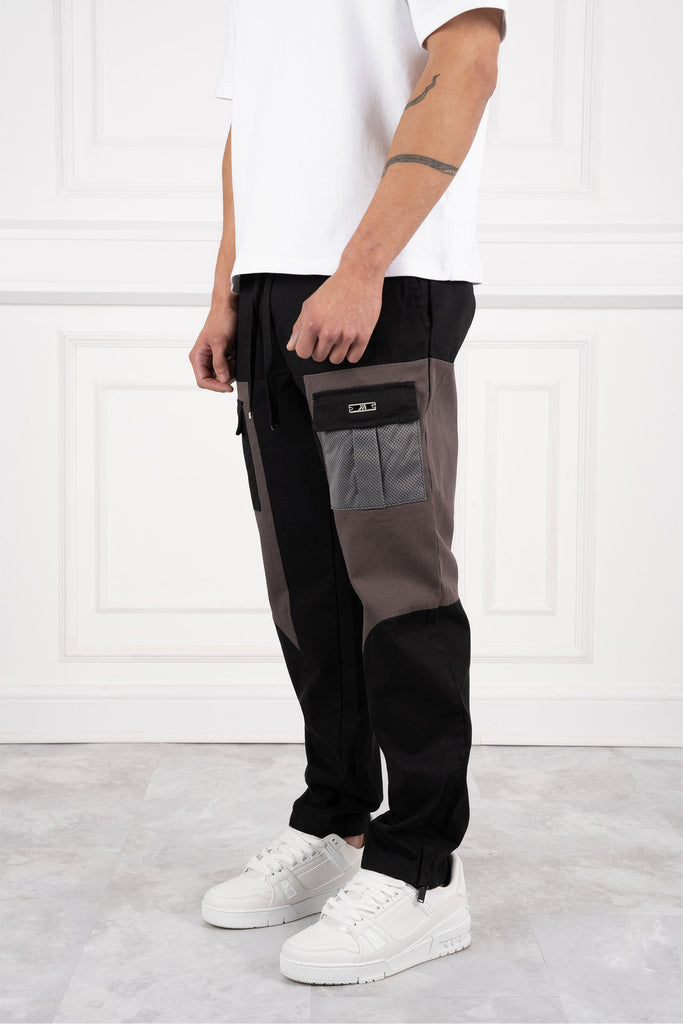 Diverge Cargo Pants - Black