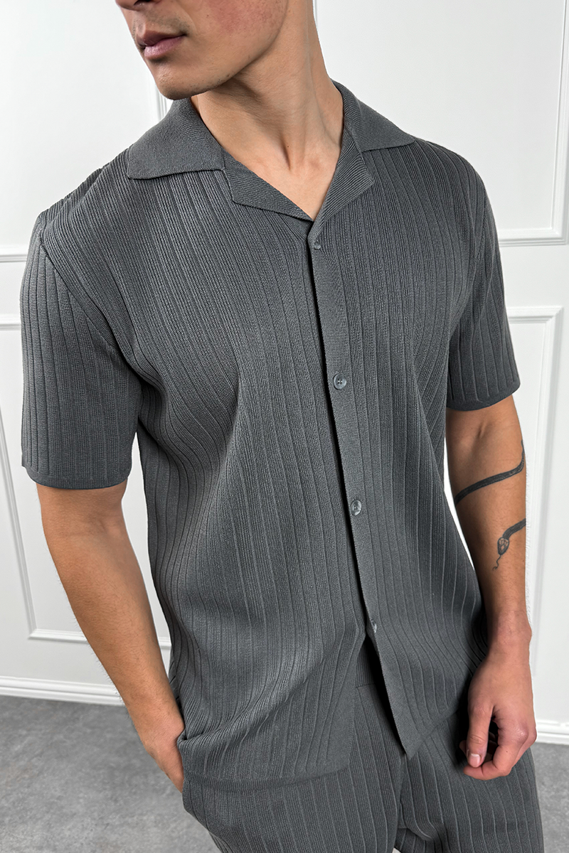 Pleated Revere Shirt - Charcoal