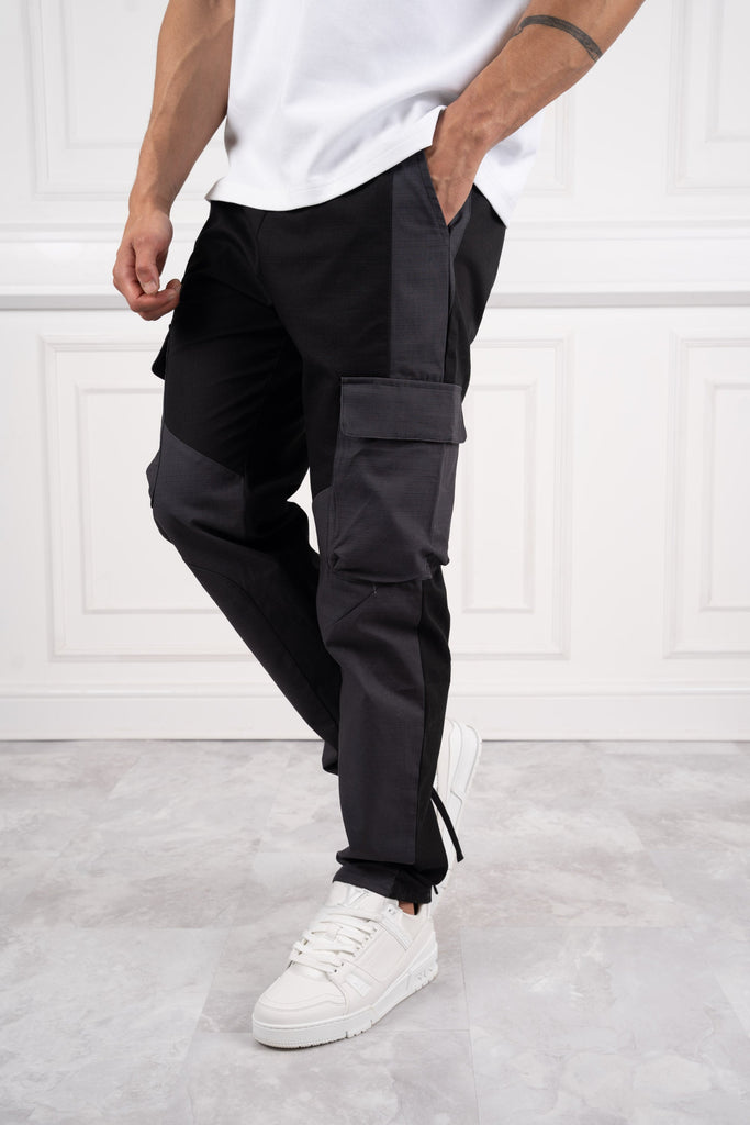 Terrain Panel Cargo Pants - Black/Charcoal