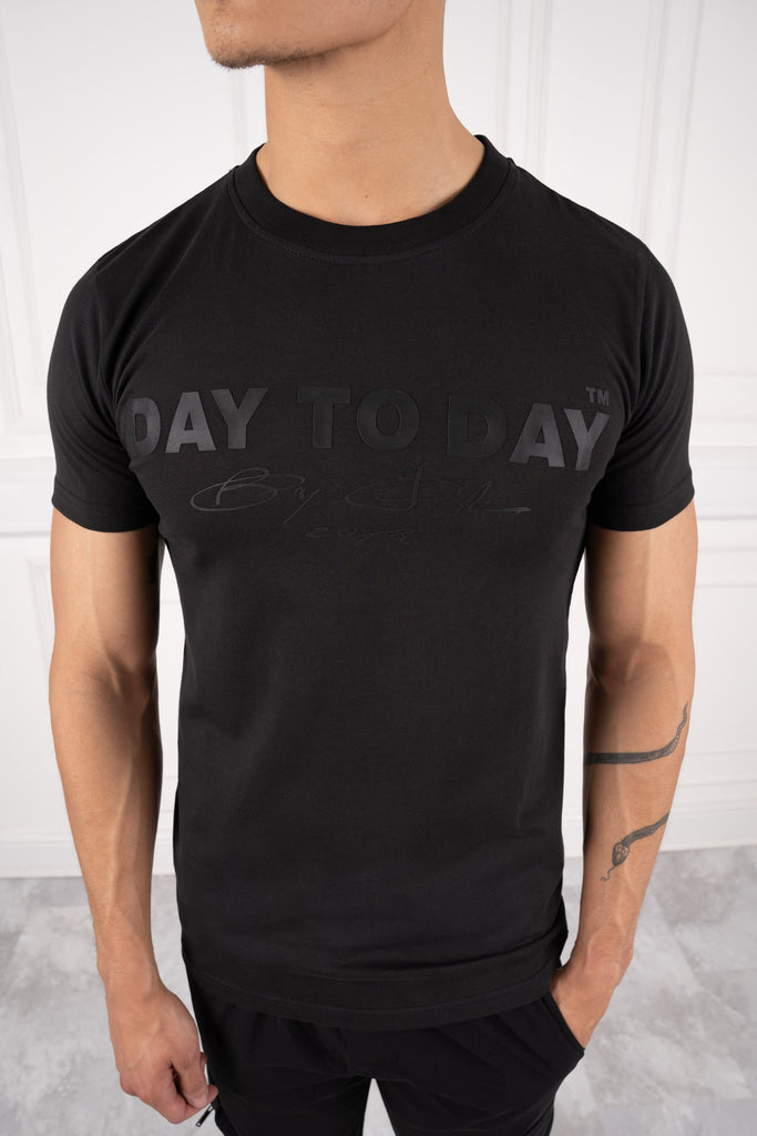 Day To Day Rubber Print Slim Fit T-Shirt - Black