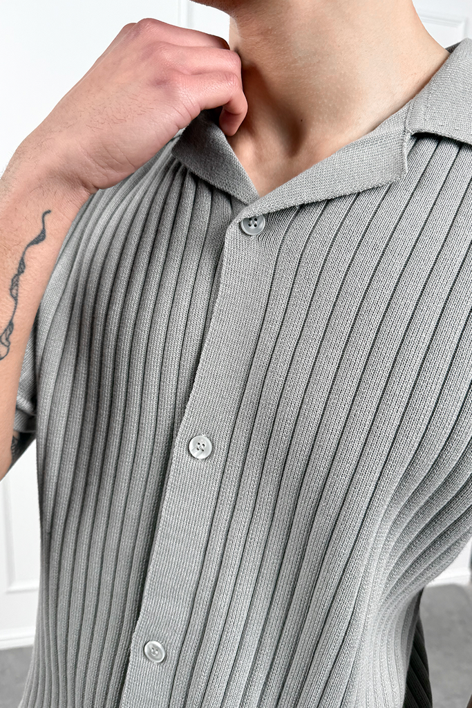 Pleated Revere Shirt - Grey